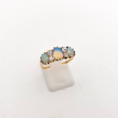 18ct Yellow Gold Antique Traditional Style Opal And Diamond Multi-Stone Ring