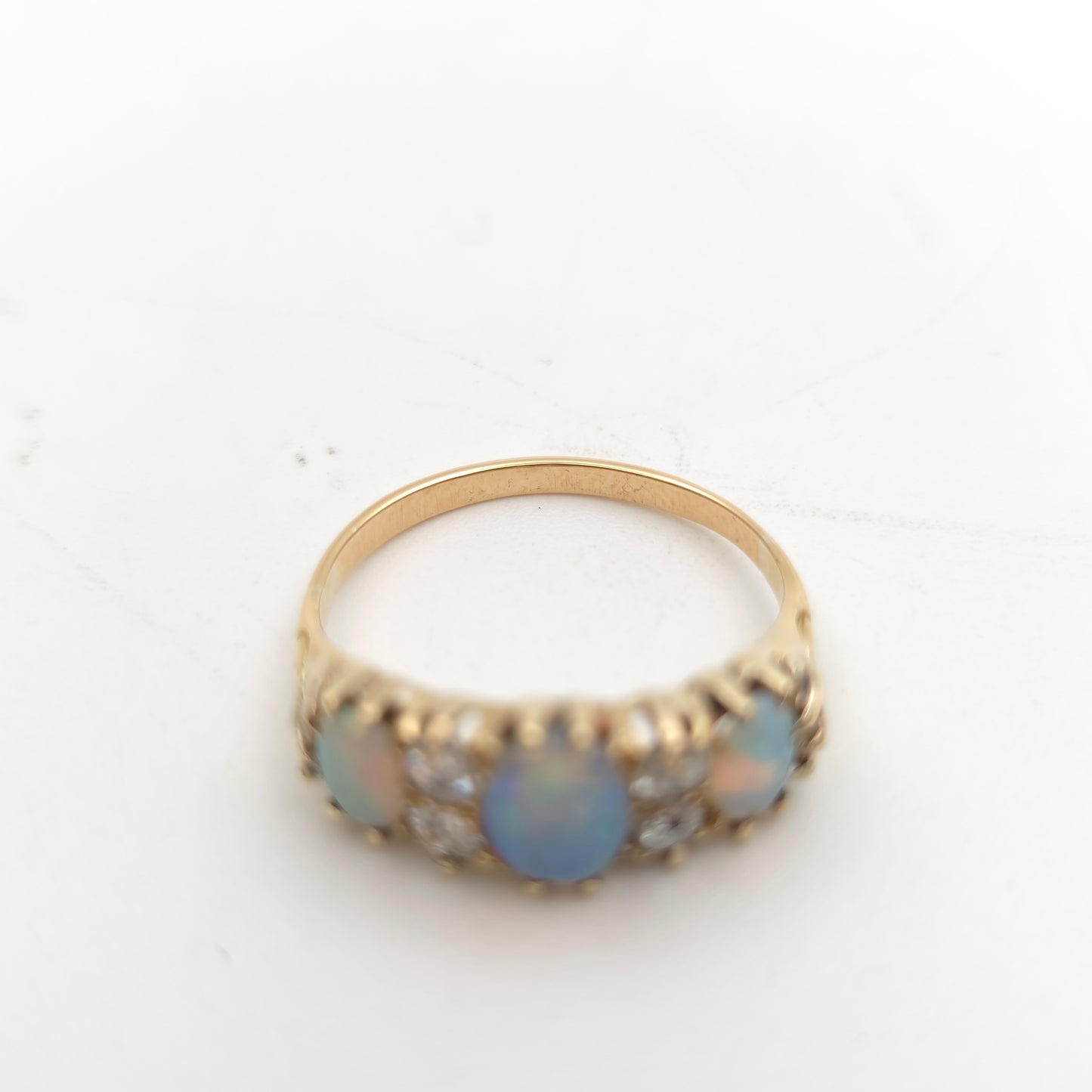 18ct Yellow Gold Antique Traditional Style Opal And Diamond Multi-Stone Ring