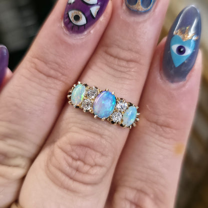 18ct Yellow Gold Antique Traditional Style Opal And Diamond Multi-Stone Ring