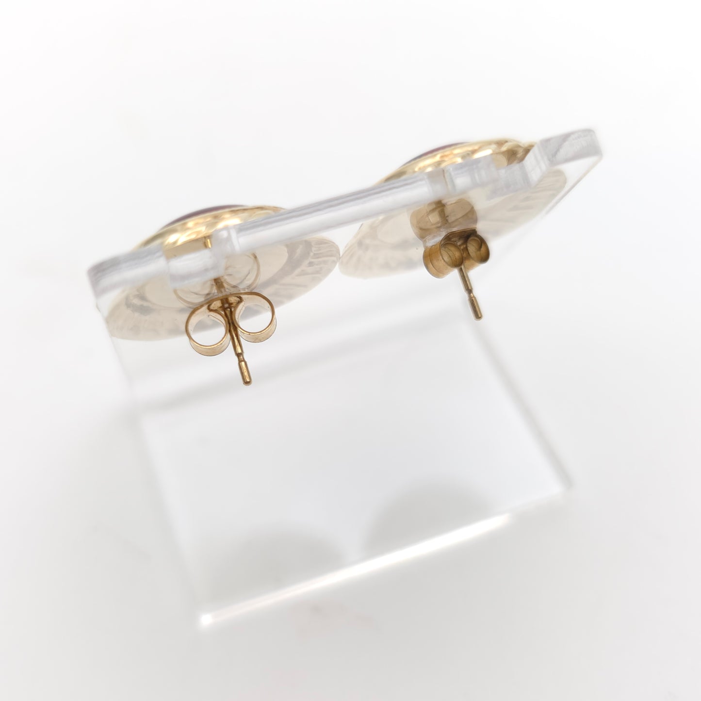 9ct Yellow Gold Vintage Large Oval Pink Dyed Resin Capped Abalone Stud Earrings