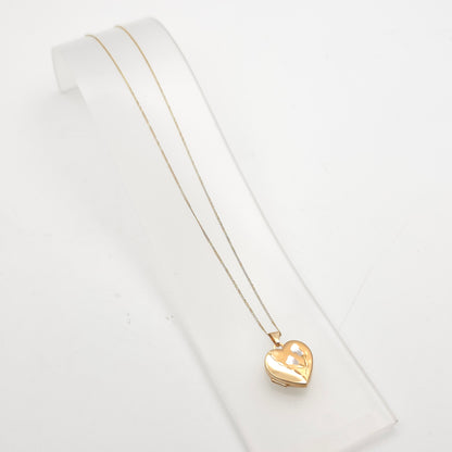9ct Yellow Gold Vintage Floral Patterned Heart Shaped Locket Pendant Necklace