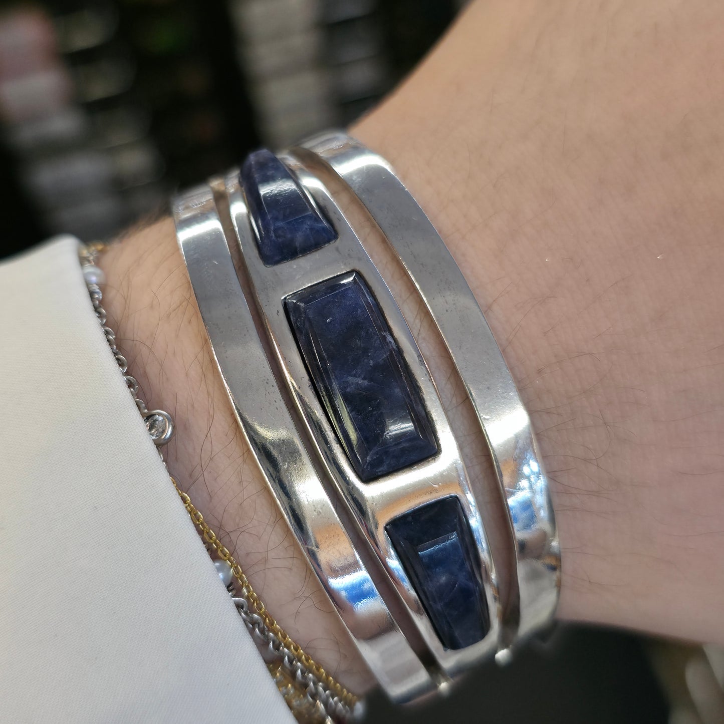 Sterling Silver Mexican Vintage Chunky Heavyweight Sodalite Cut Out Bangle
