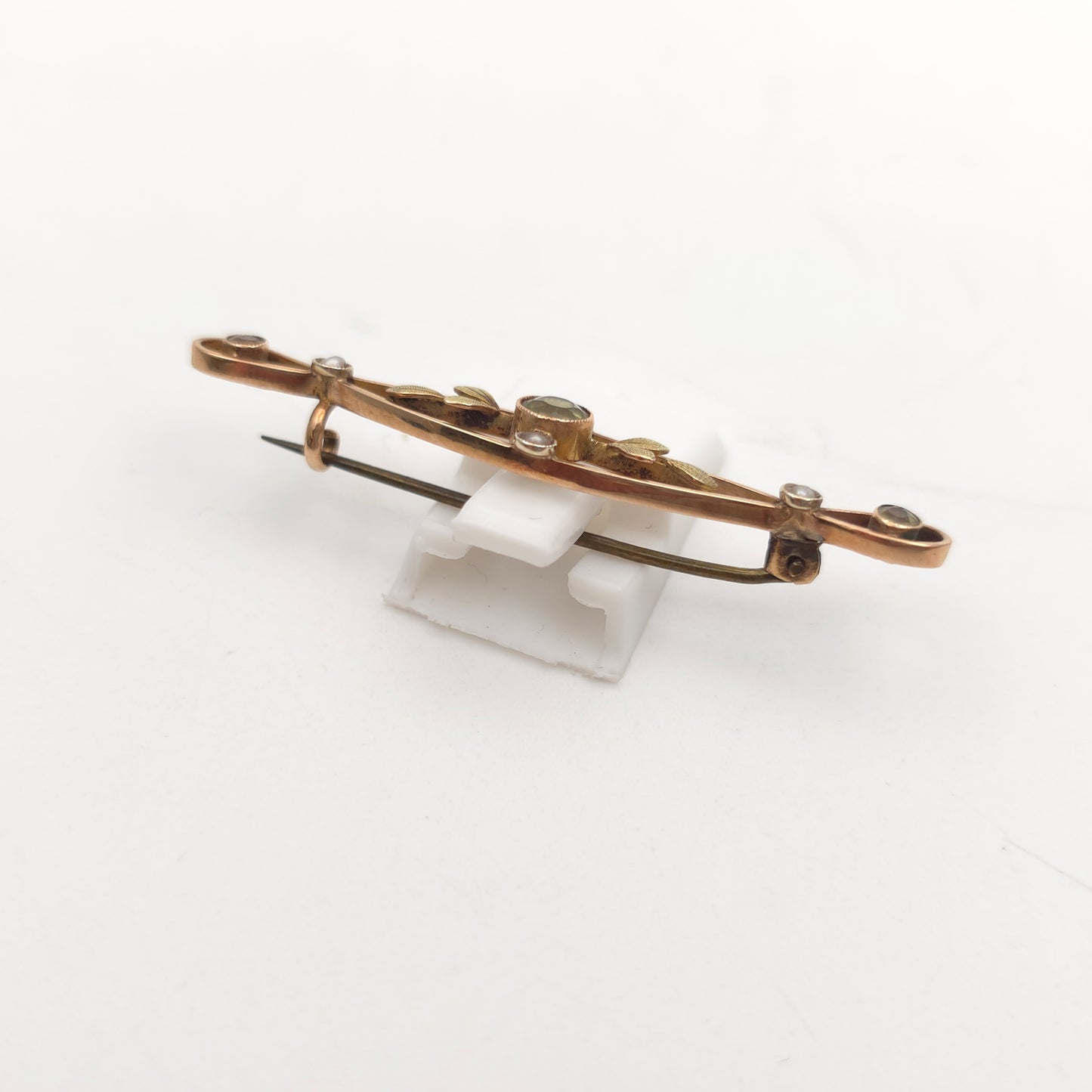 9ct Yellow Gold Antique / Vintage Peridot And Pearl Openwork Bar Brooch