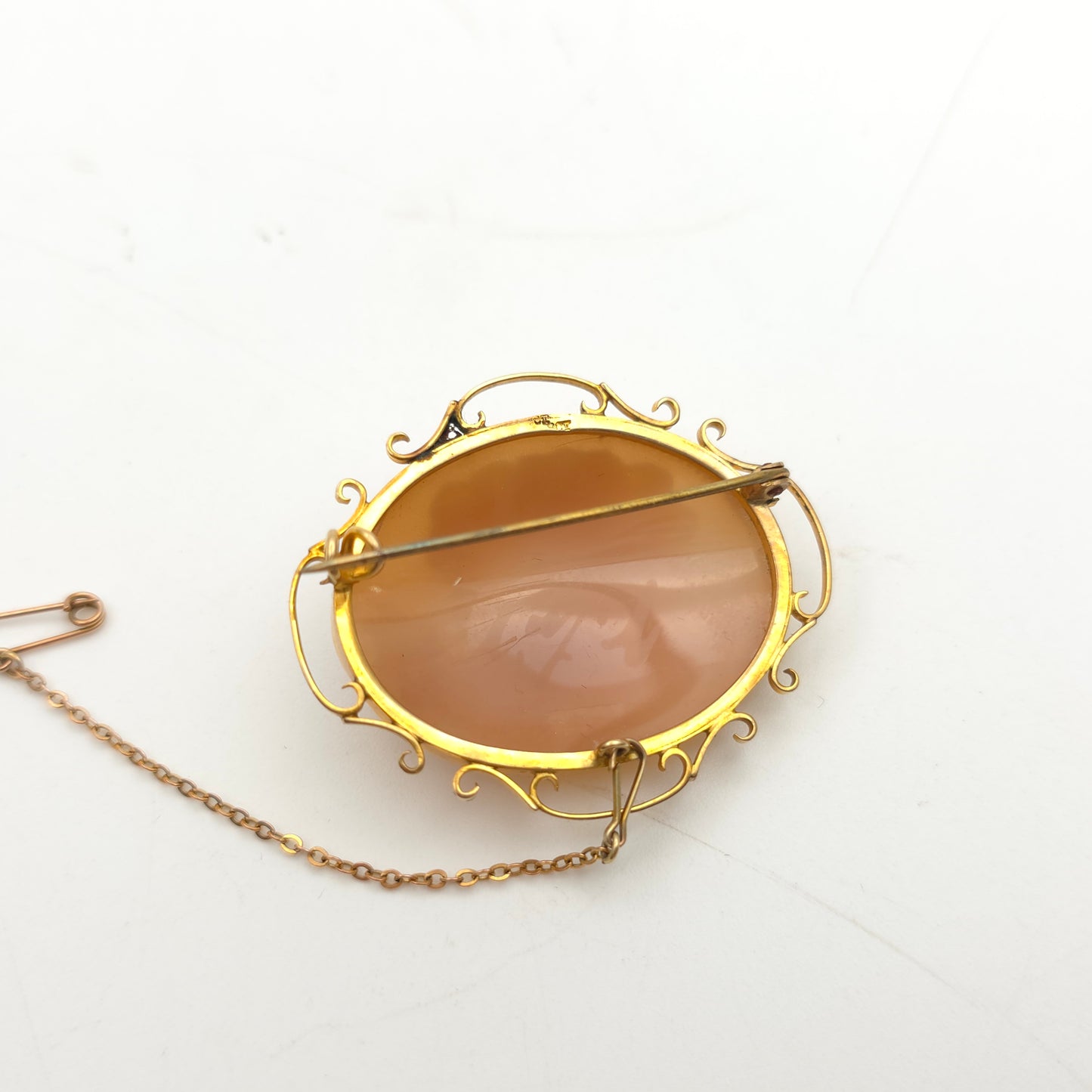 9ct Yellow Gold Antique / Vintage Two Ladies / Women Carved Cameo Brooch