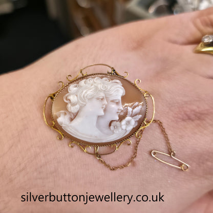 9ct Yellow Gold Antique / Vintage Two Ladies / Women Carved Cameo Brooch