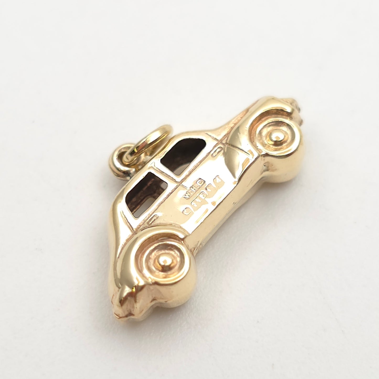 9ct Yellow Gold Vintage Hollow Car Charm / Pendant Piece