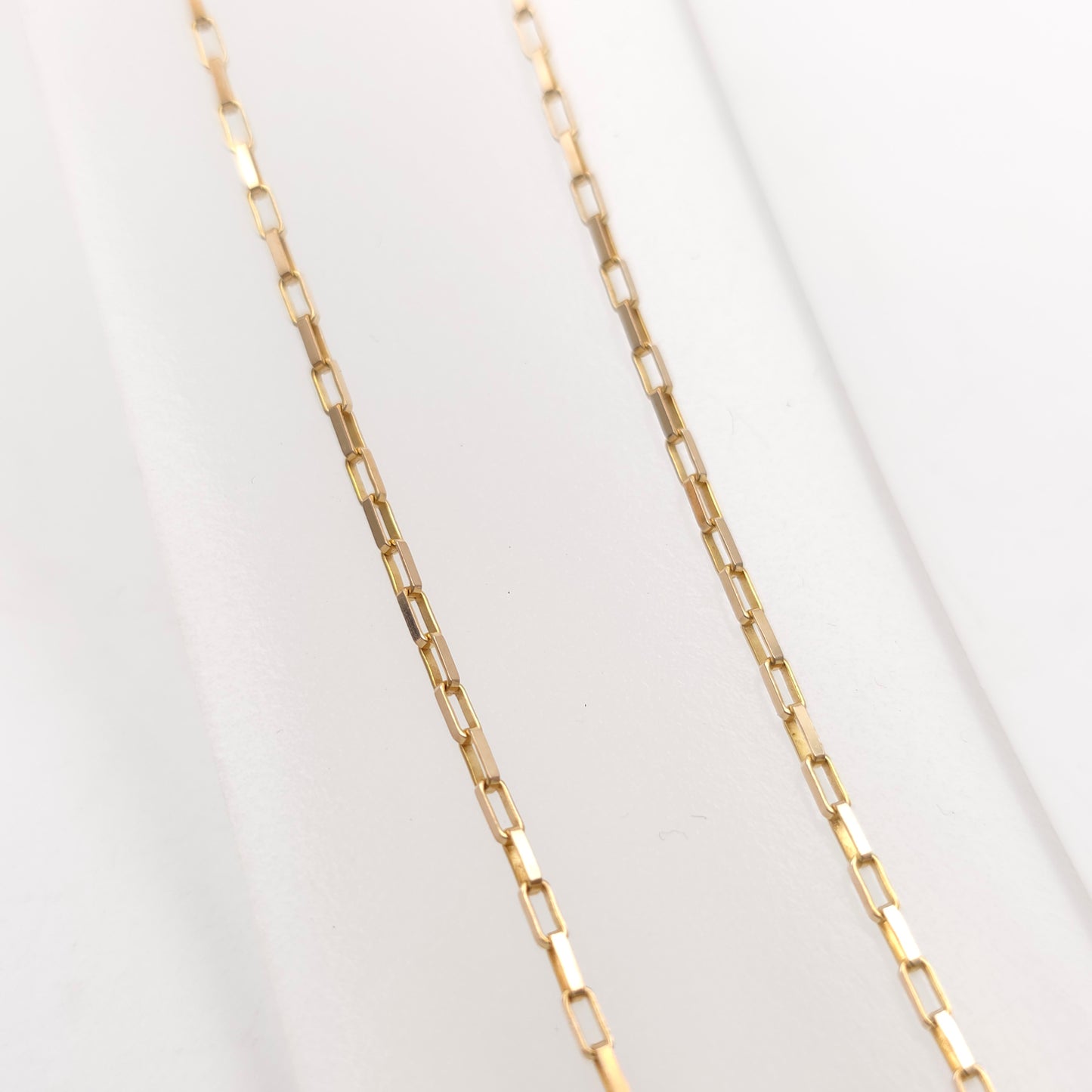 9ct Yellow Gold Vintage Rectangular Belcher / Paperclip Link Chain - 22" Inch
