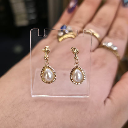 9ct Yellow Gold Vintage Pear Shaped Synthetic Pearl Drop Earrings