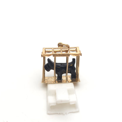 9ct Yellow Gold Vintage Black Dog (Scottie?) In Kennel XL Charm / Pendant Piece