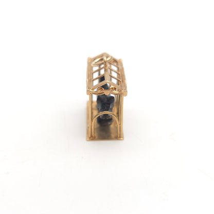 9ct Yellow Gold Vintage Black Dog (Scottie?) In Kennel XL Charm / Pendant Piece