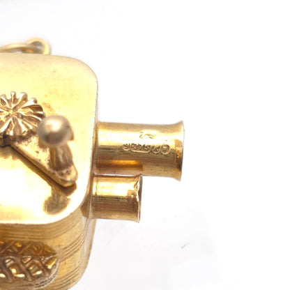 9ct Yellow Gold Vintage Film Camera Charm / Pendant Piece With Rotating Arm