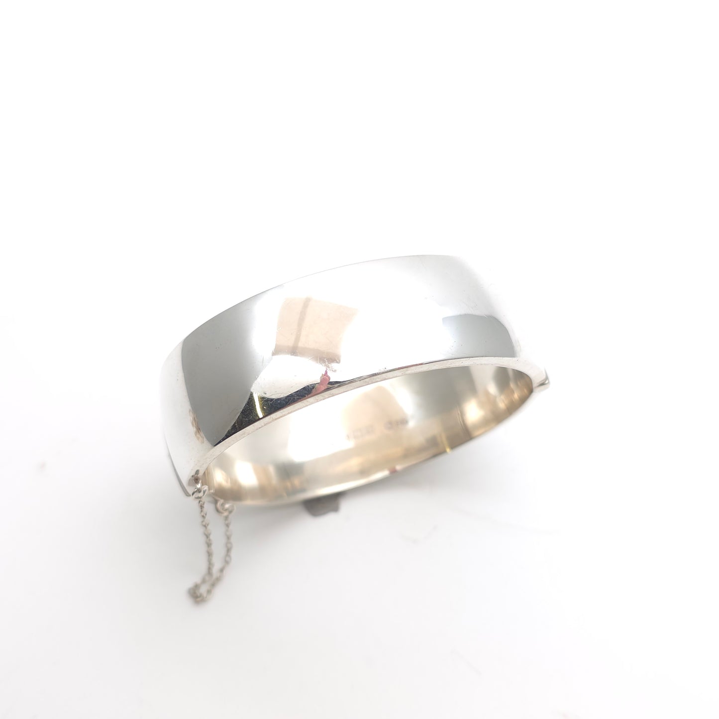 Sterling Silver Vintage Foliate Scrollwork Engraved Half Patterned Hinged Bangle