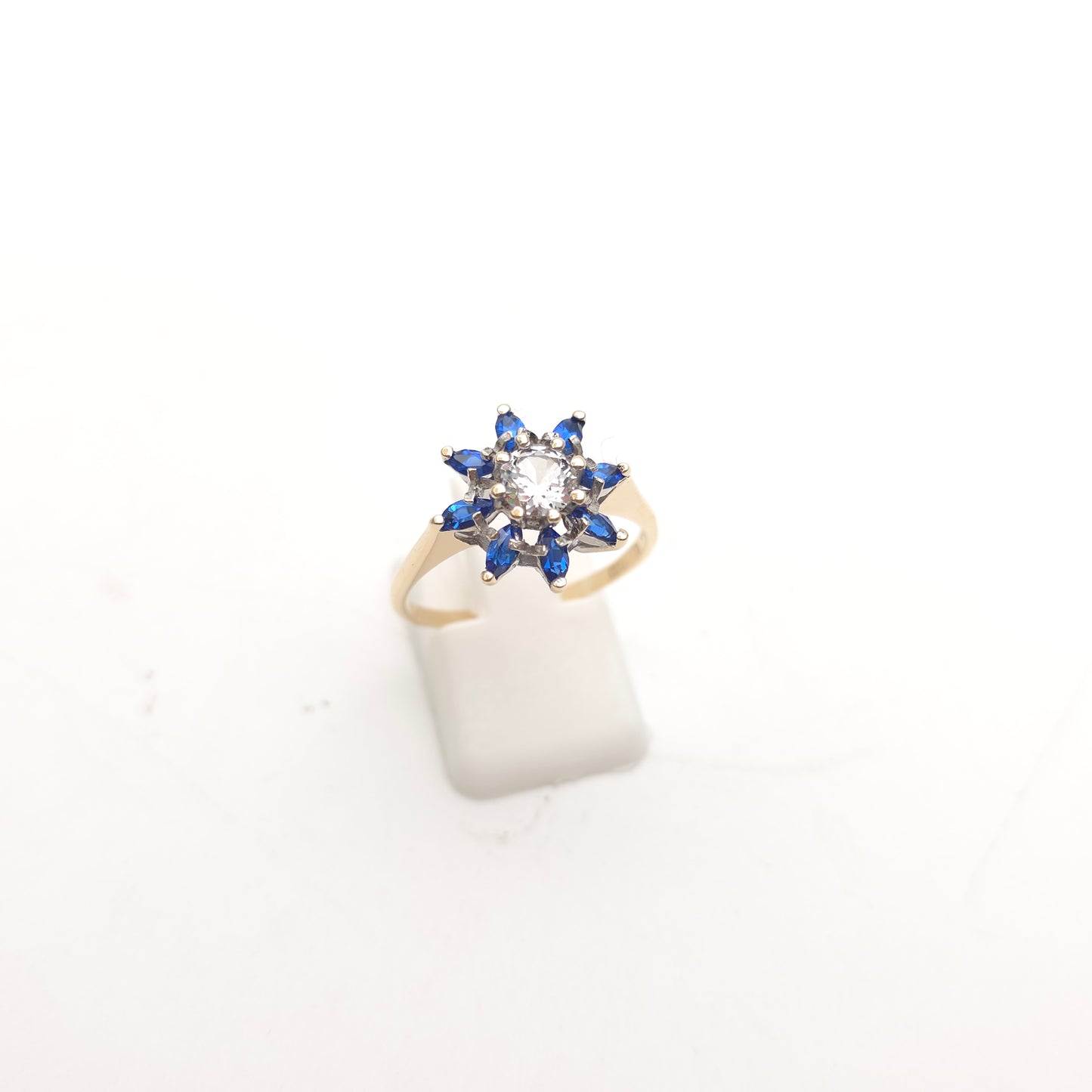 9ct Yellow Gold Vintage Marquise Cut Blue Stone And Clear Stone Cluster Ring
