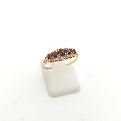 9ct Yellow Gold Vintage Five Stone Garnet Row Ring