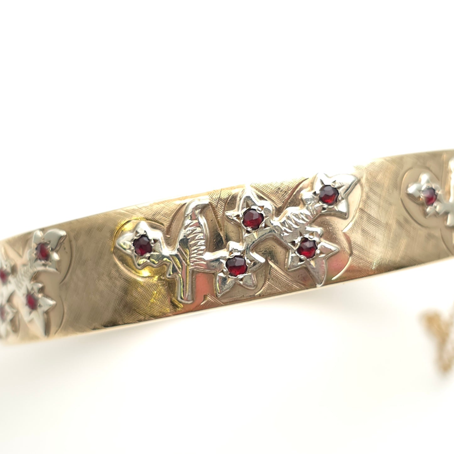 9ct Yellow Gold Vintage Small Round Cut Garnet Set Bird On Leafy Branch Bangle