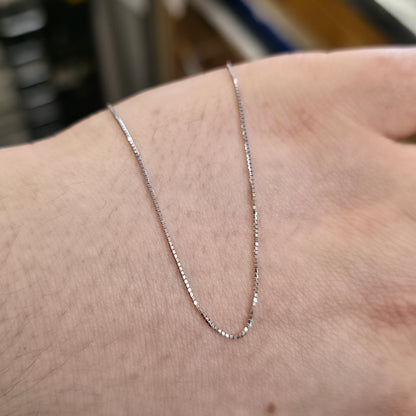 18ct White Gold Venetian Box Chain Necklace 16 Inch / 40cm
