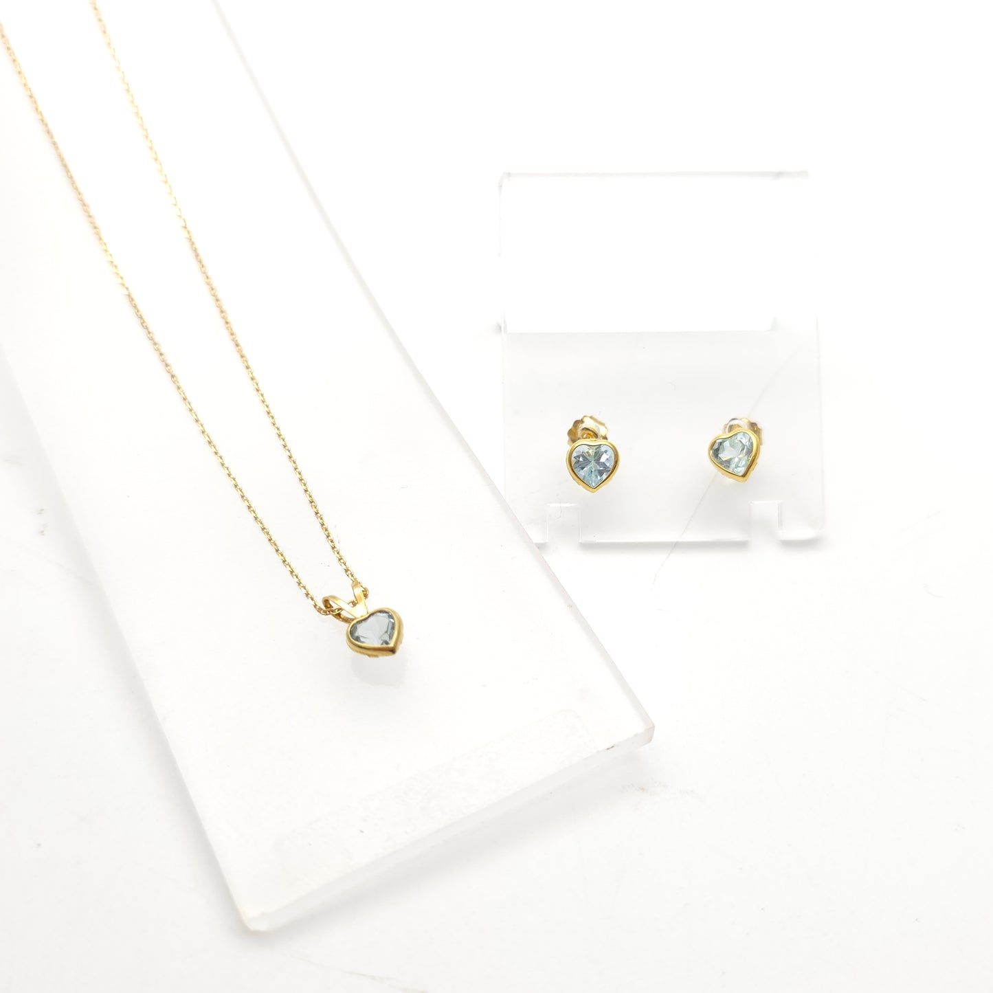 9ct Yellow Gold Heart Cut Blue Topaz Solitaire Pendant And Stud Earring Set