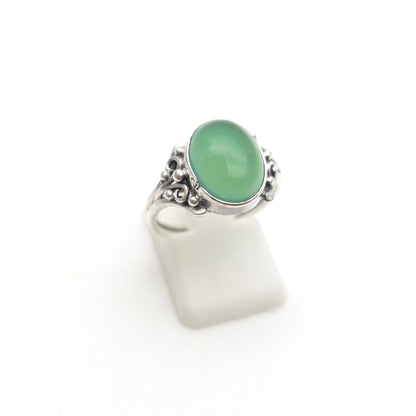 Sterling Silver Oval Cabochon Green Stone Solitaire Fancy Shoulders Ring
