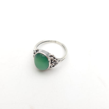 Sterling Silver Oval Cabochon Green Stone Solitaire Fancy Shoulders Ring