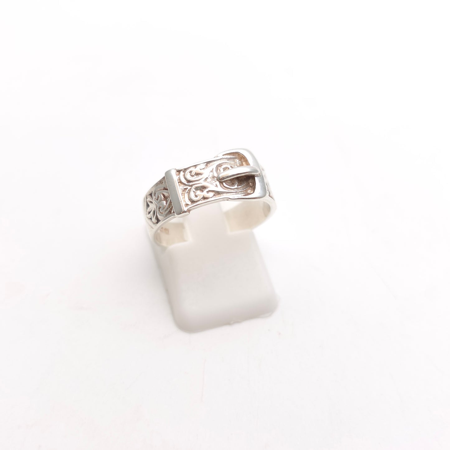 Sterling Silver Vintage Patterned Buckle Band Ring