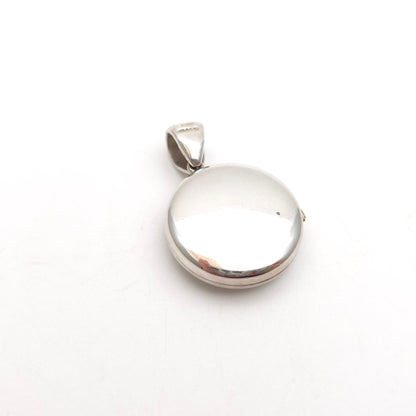 Sterling Silver Vintage Round Locket With Millennium Hallmark Design