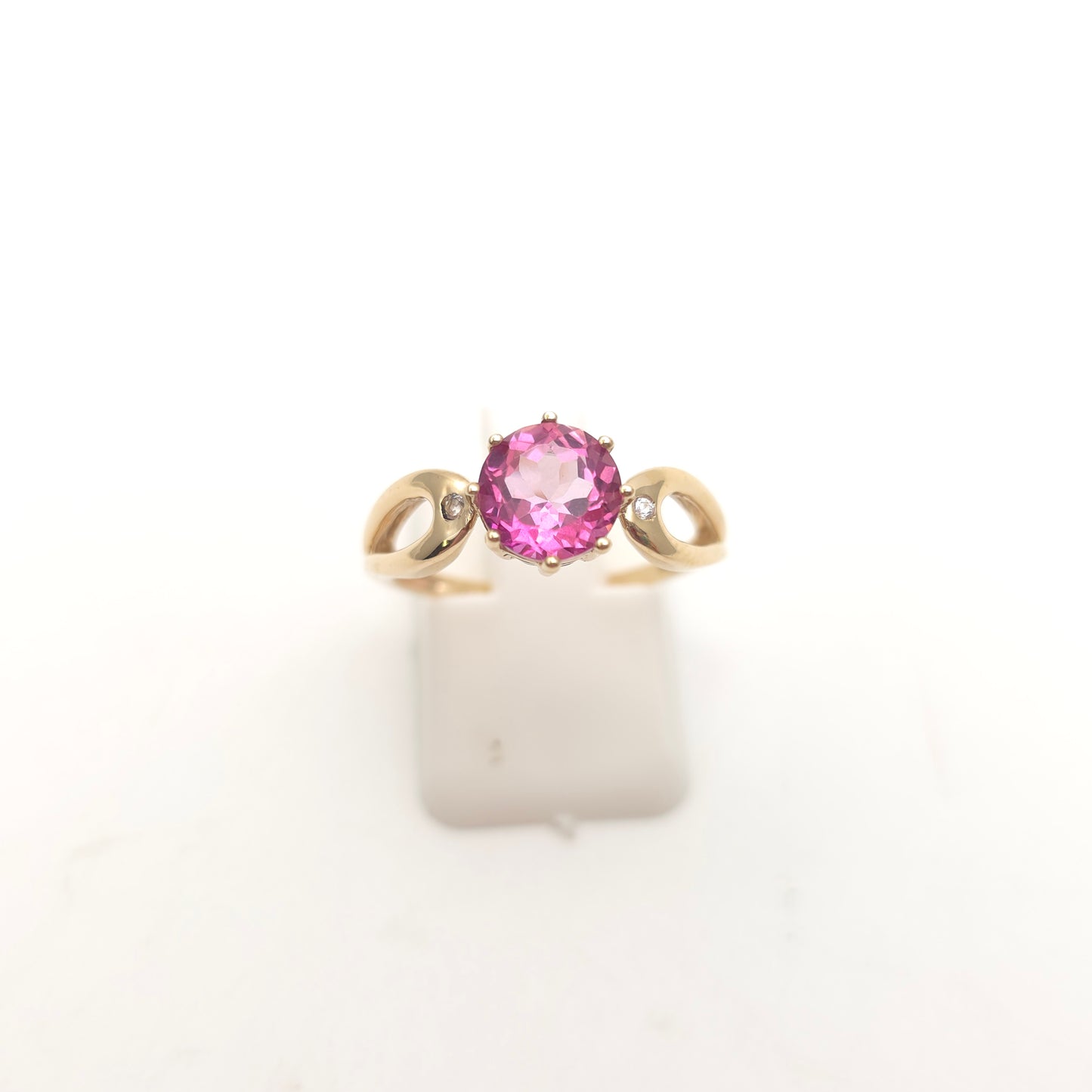 9ct Yellow Gold Round Cut Pink Topaz And White Stone Openwork Shoulders Ring