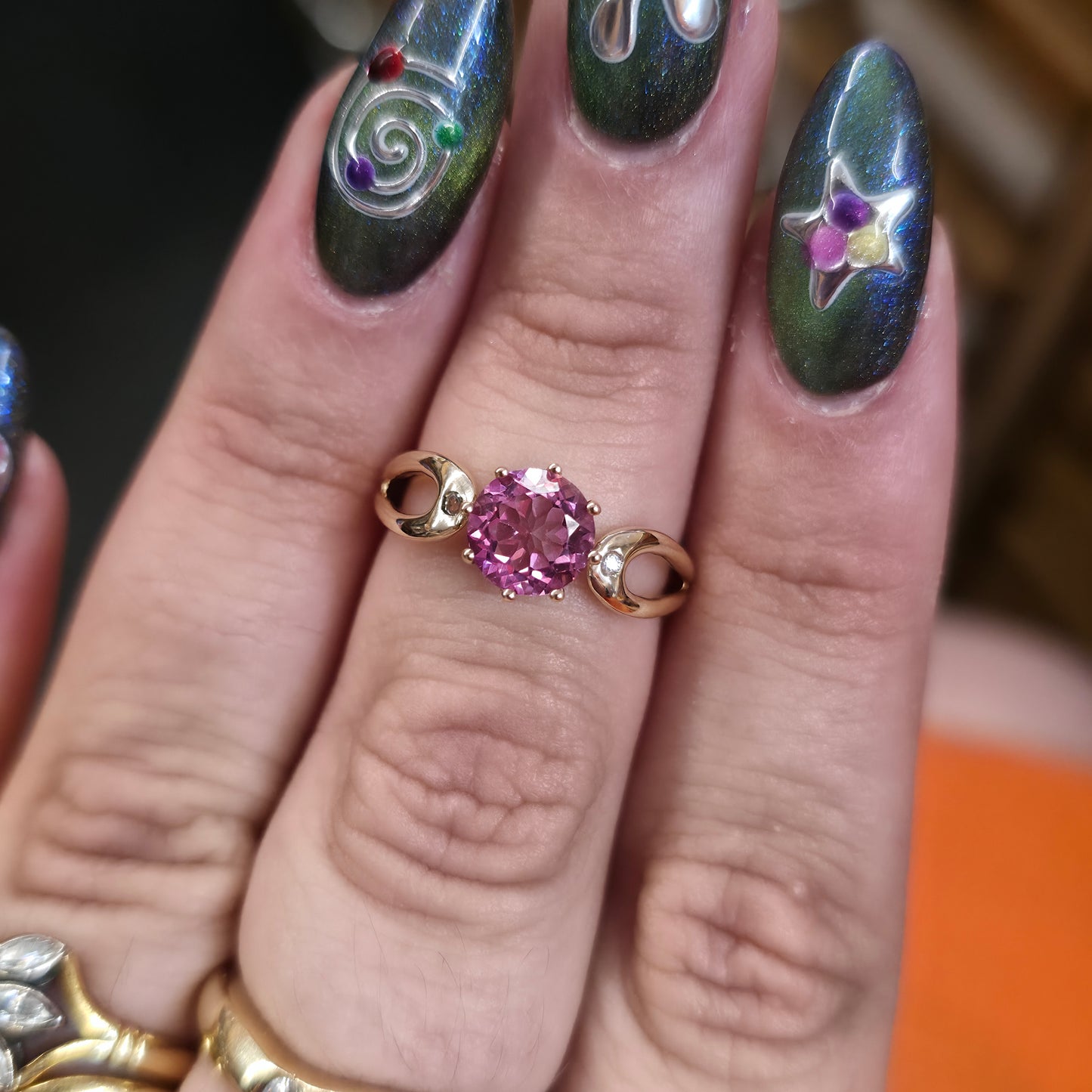 9ct Yellow Gold Round Cut Pink Topaz And White Stone Openwork Shoulders Ring