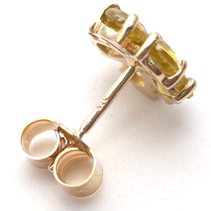 9ct Yellow Gold Pear Cut Peridot Flower Floral Cluster Stud Earrings
