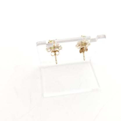 9ct Yellow Gold Traditional Oval Cut Peridot Scalloped Edge Stud Earrings