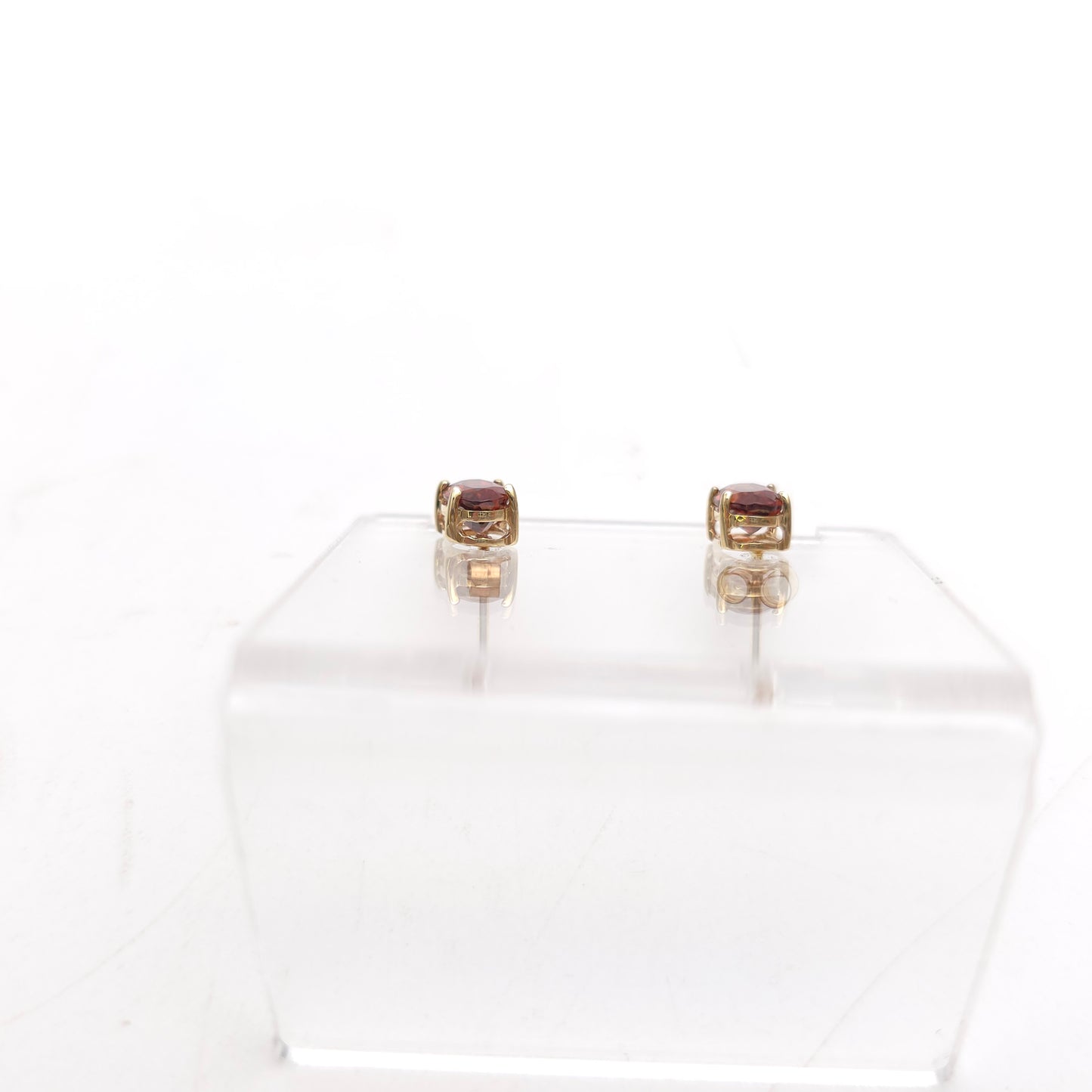 9ct Yellow Gold Classic Oval Cut Brown Topaz Solitaire Stud Earrings