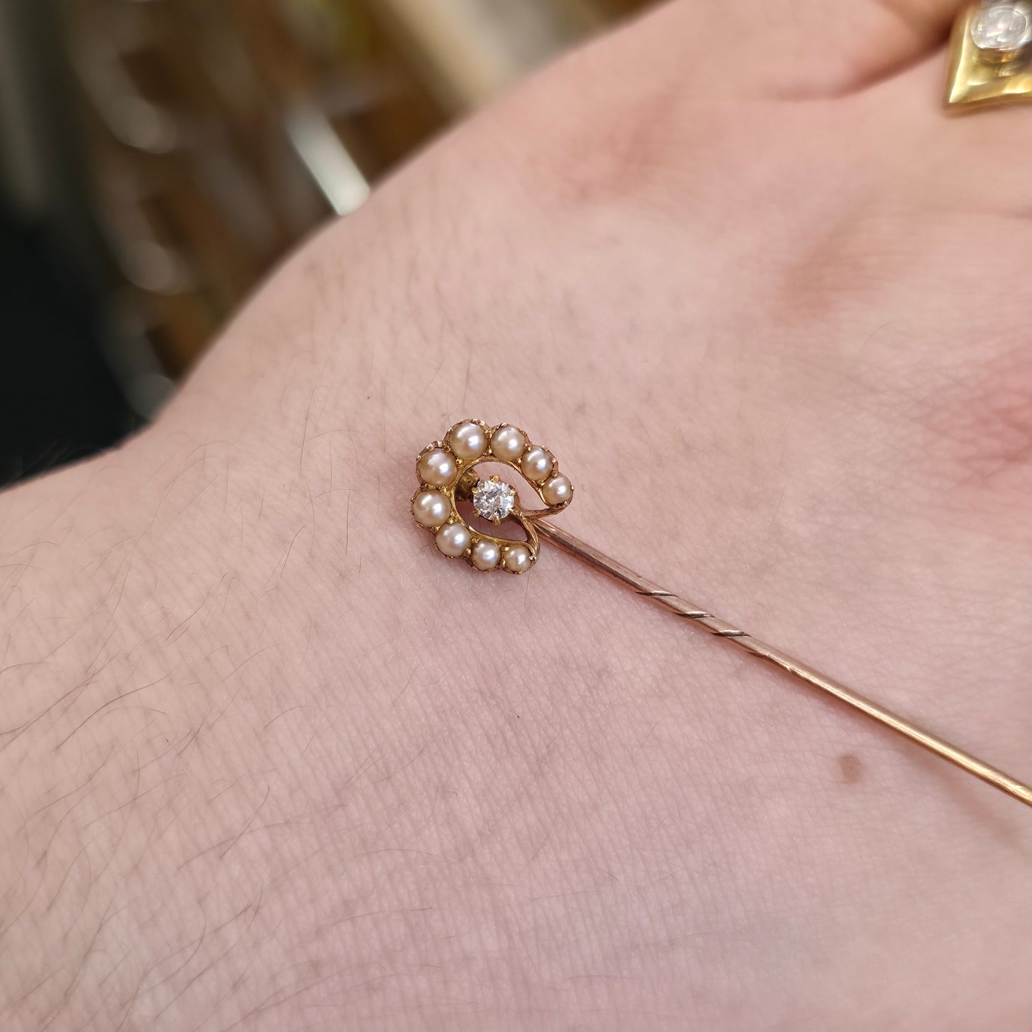 9ct Yellow Gold Antique Pearl And Diamond Horseshoe Stick Pin