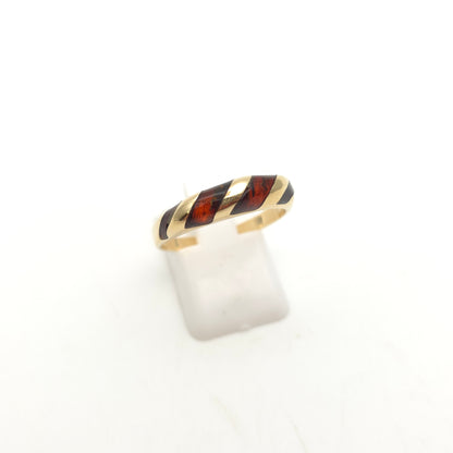 14ct Yellow Gold Striped Amber Set Bombe Band Ring