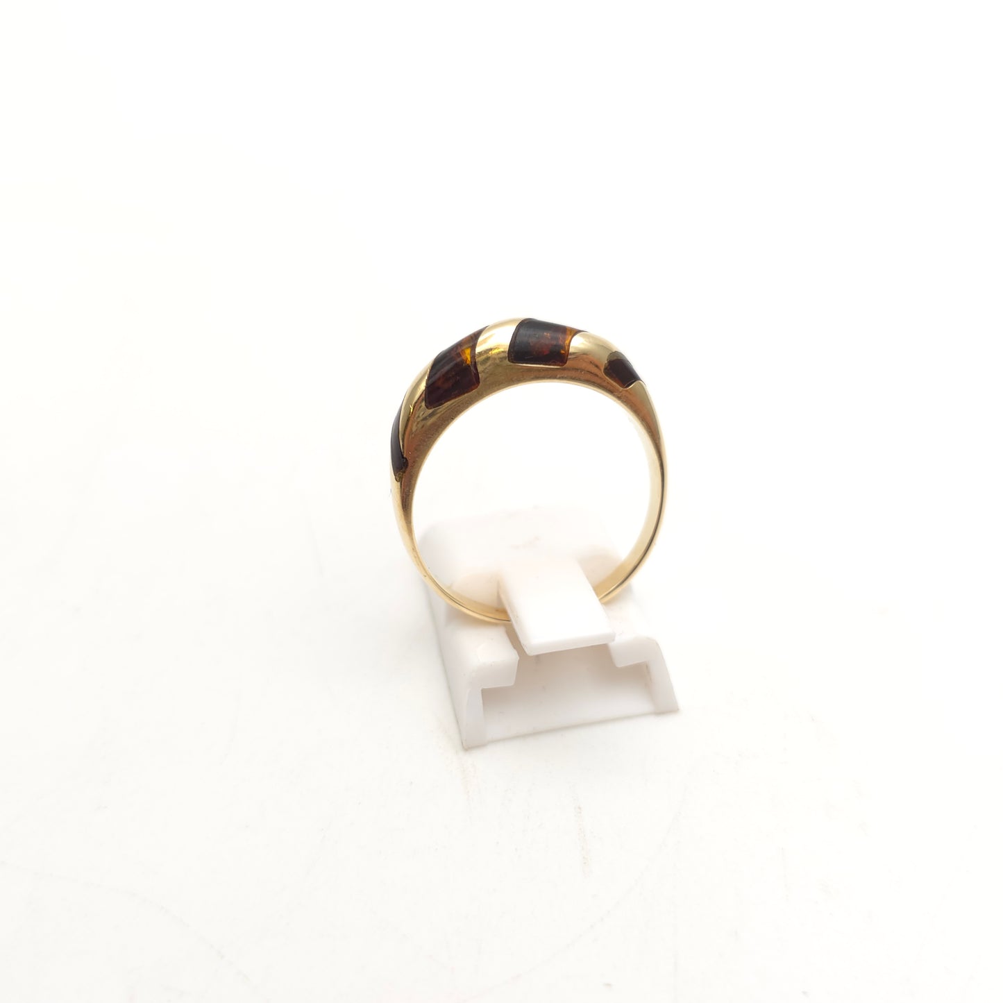 14ct Yellow Gold Striped Amber Set Bombe Band Ring