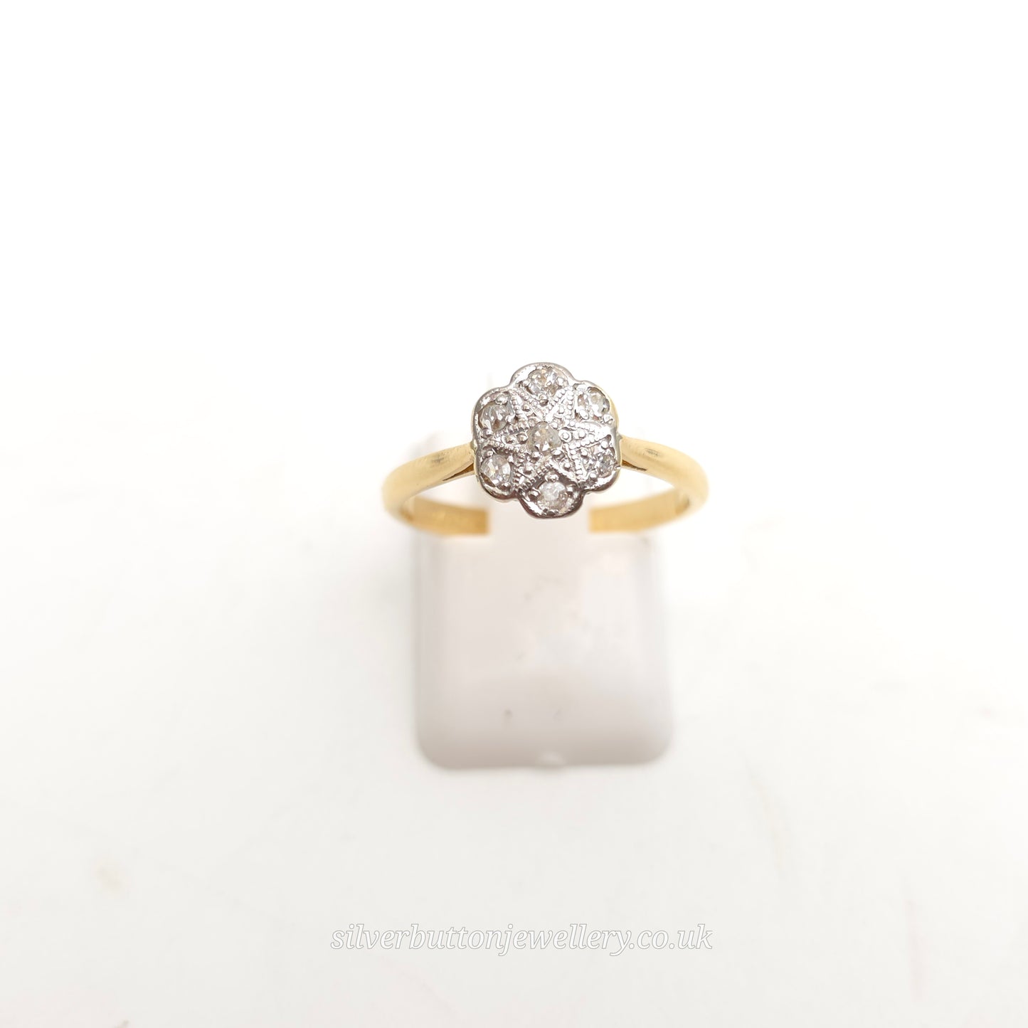 18ct Yellow Gold And Platinum Diamond Set Floral Shaped Head Cluster Ring