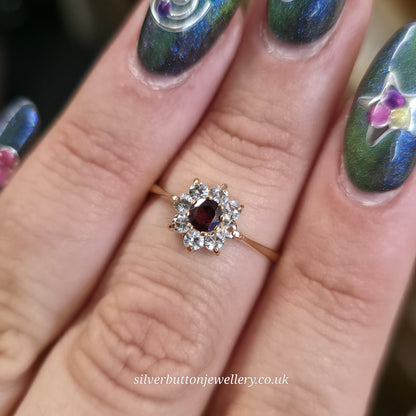 9ct Yellow Gold Traditional Round Cut Garnet And While Stone Cluster Ring