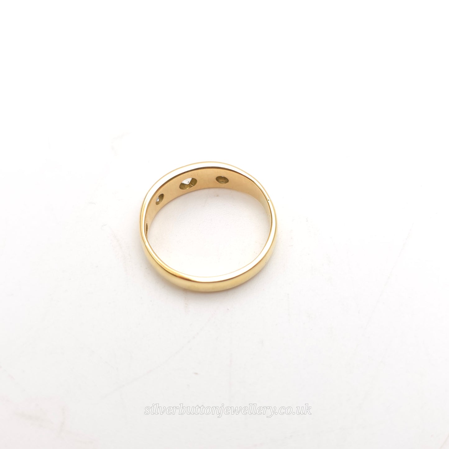 18ct Yellow Gold Antique Three Diamond Trilogy Star Set Gypsy Style Ring