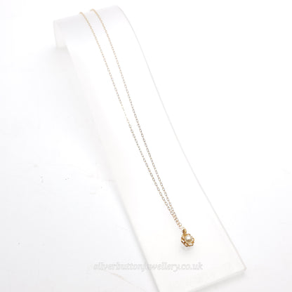 9ct Yellow Gold Small Lightweight Flower Pearl Pendant And Chain Necklace
