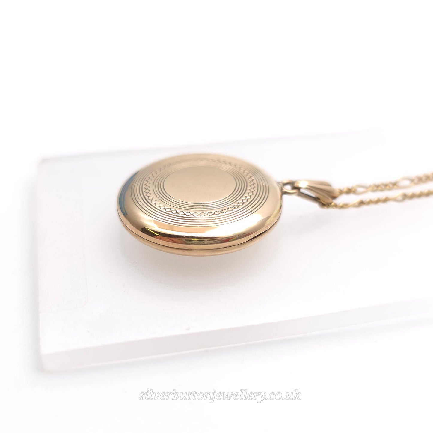 9ct Yellow Gold Vintage Round Engraved Locket On Figaro Chain 16"