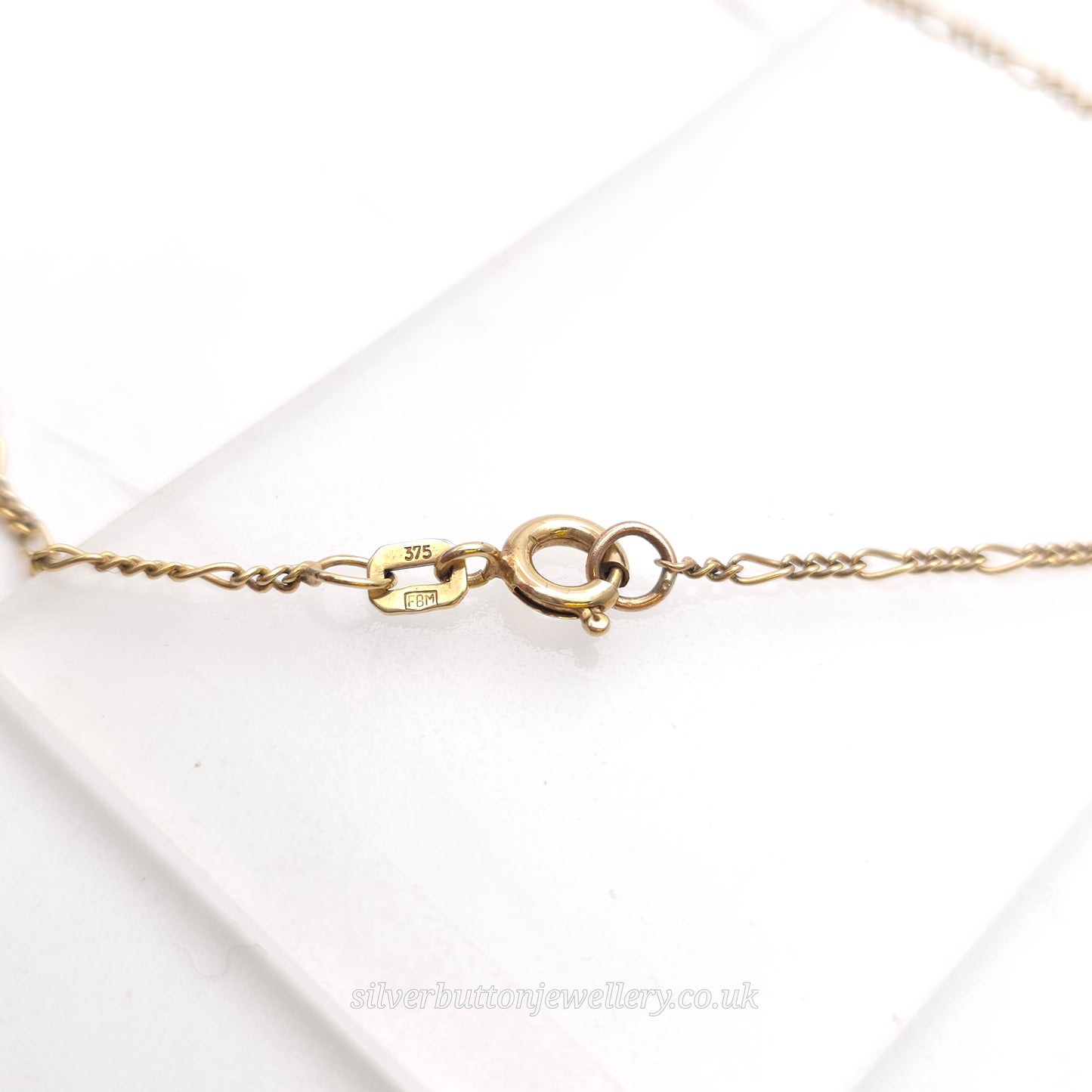 9ct Yellow Gold Vintage Round Engraved Locket On Figaro Chain 16"