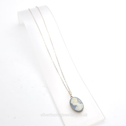 9ct Yellow Gold Vintage Blue And White Oval Wedgewood Panel Necklace