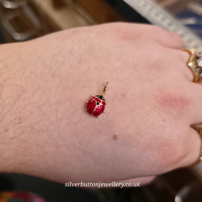 9ct Yellow Gold Hollow Red & Black Enamelled Ladybird / Ladybug Charm / Pendant