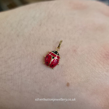 9ct Yellow Gold Hollow Red & Black Enamelled Ladybird / Ladybug Charm / Pendant