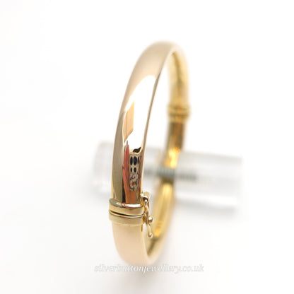 9ct Yellow Gold Oval Hollow Plain Polished Hinged Bangle