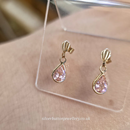 9ct Yellow Gold Vintage Lightweight Pear Cut Pink Stone Small Drop Earrings