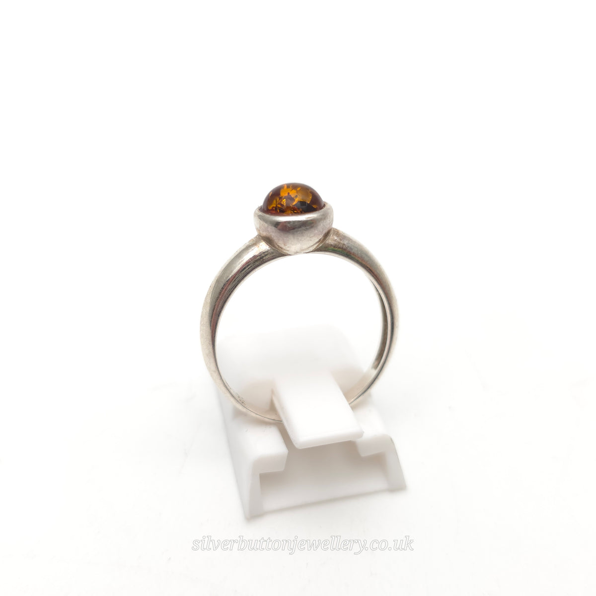 Sterling Silver Vintage Round Cabochon Bezel Set Amber Solitaire Ring