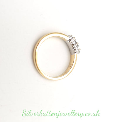 18ct Yellow Gold Vintage Round Cut Diamond Three Stone Trilogy Band Ring
