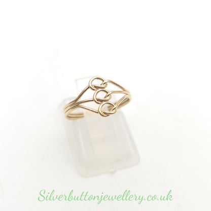 9ct Yellow Gold Small Lightweight Vintage Wirework Triple Overhand Knot Ring