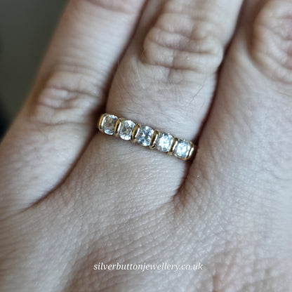 9ct Yellow Gold Vintage Five Round Cut White Stone Row Ring