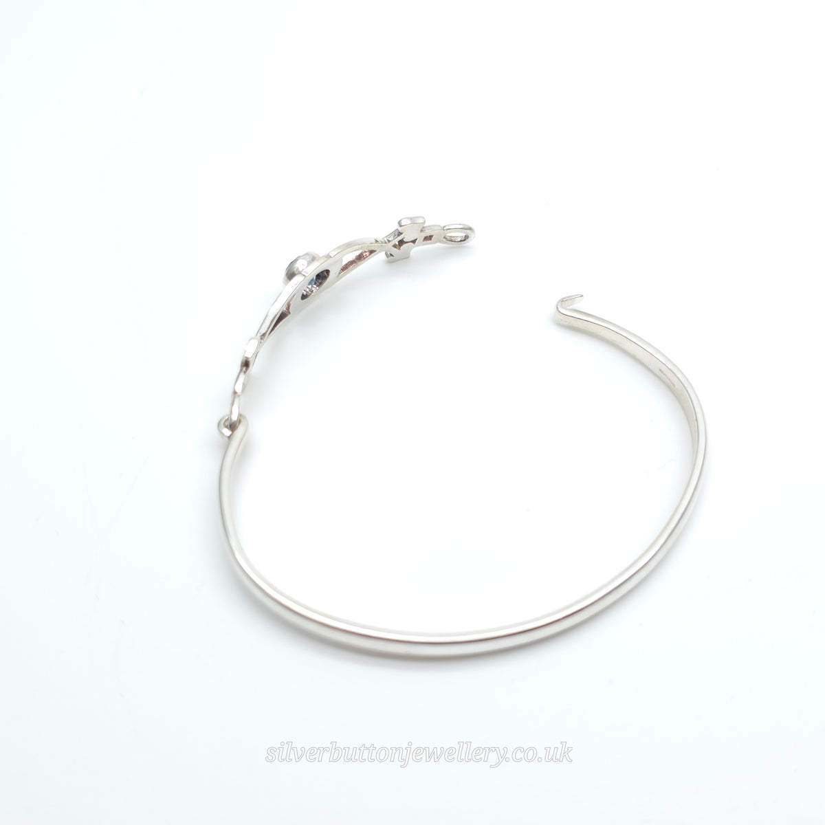Sterling Silver Vintage Round Cut Blue Topaz Openwork Bangle