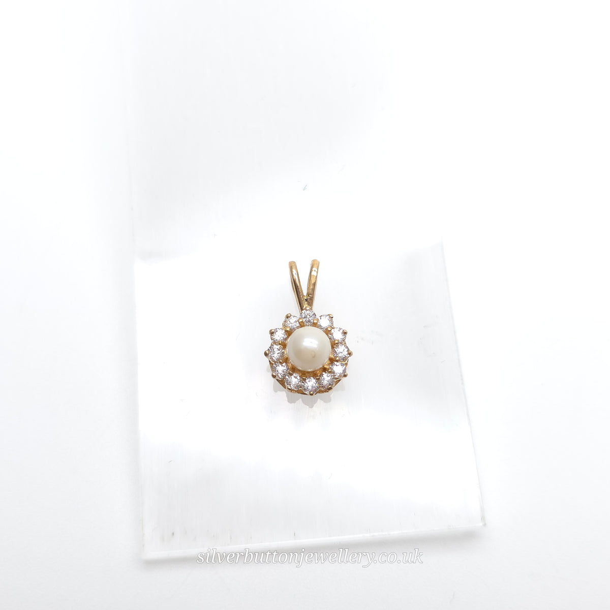 9ct Yellow Gold Small White Pearl And White Stone Halo Cluster Pendant Piece